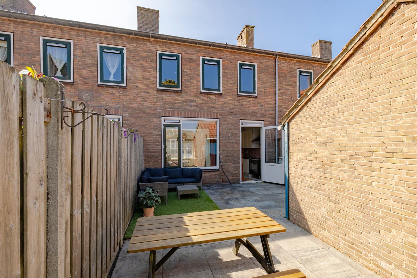 Foto 10 van Nieuw Guineaplein 1