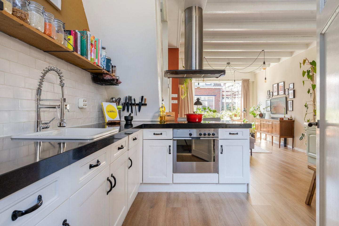 Photo 14 of 1e Koestraat 34