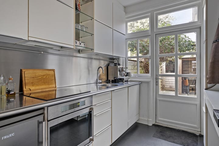 Foto 10 van Emmastraat 4