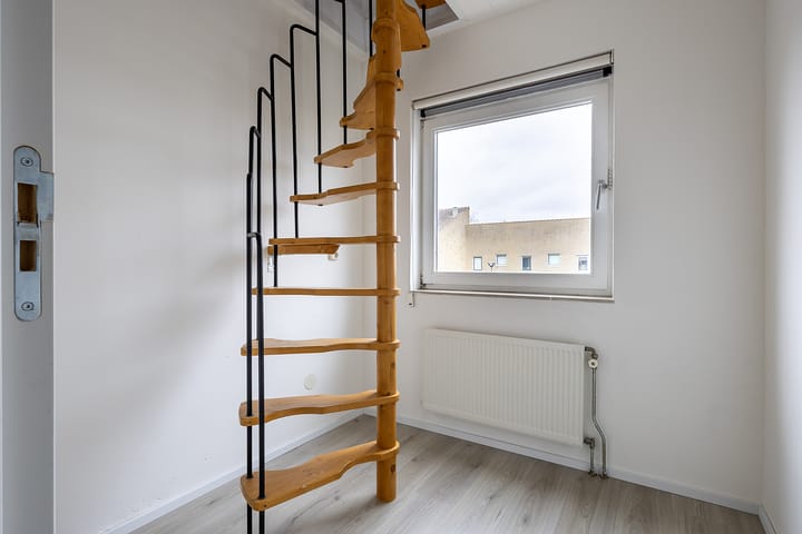 Foto 41 van Roosduinen 77