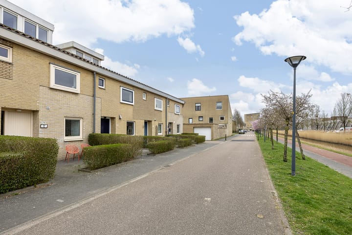 Foto 55 van Roosduinen 77