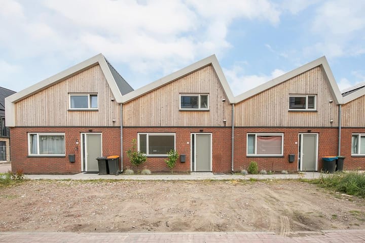 Photo 2 of Cardinaalstraat 48