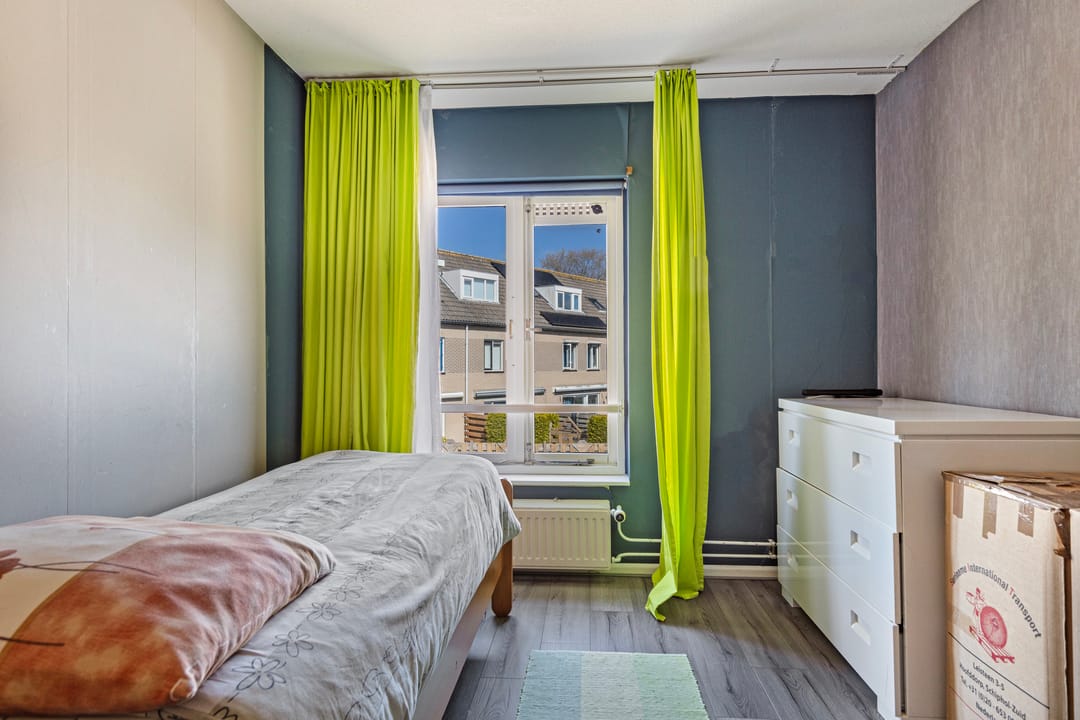 Photo 16 of Bizetstraat 27