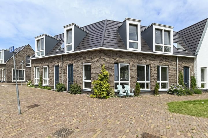 Veehalstraat 16