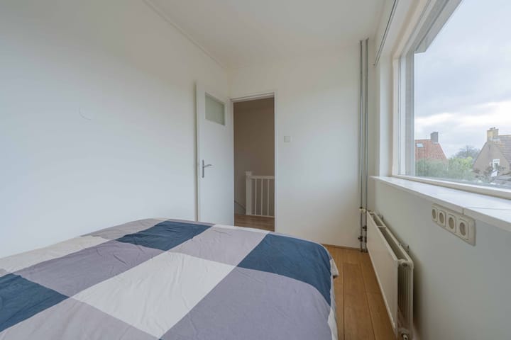 Photo 29 of Henry Dunantstraat 11
