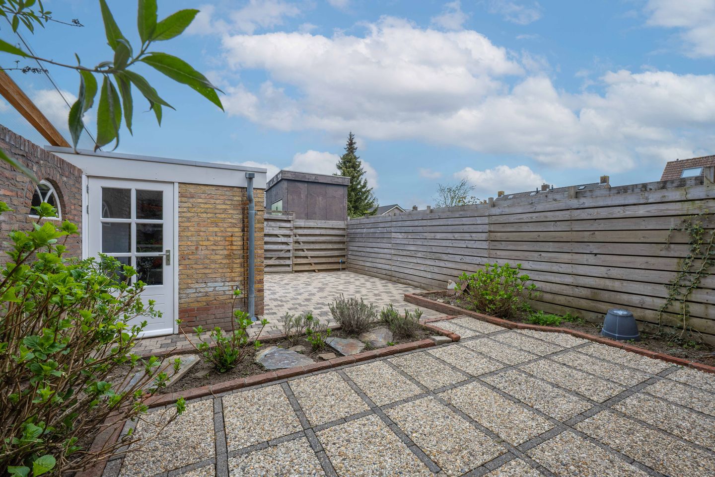 Foto 40 van Henry Dunantstraat 11