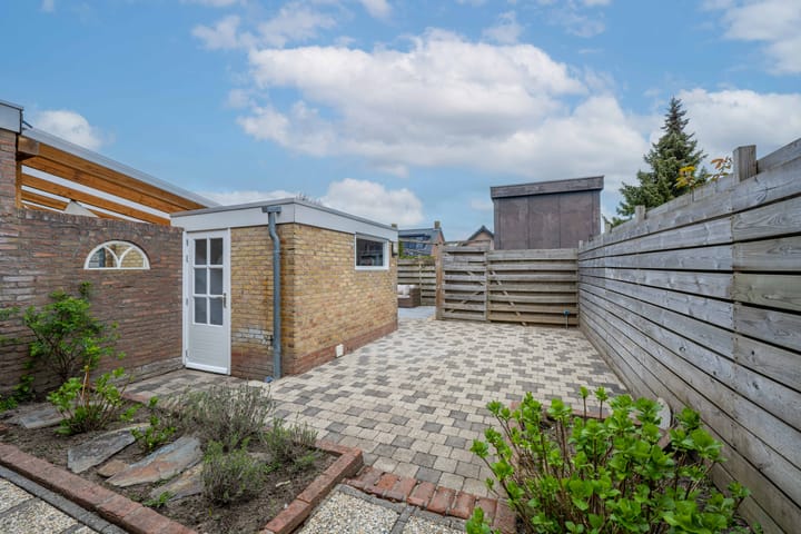 Foto 43 van Henry Dunantstraat 11