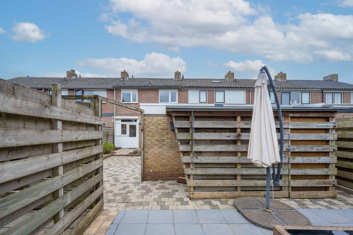 Photo 50 of Henry Dunantstraat 11