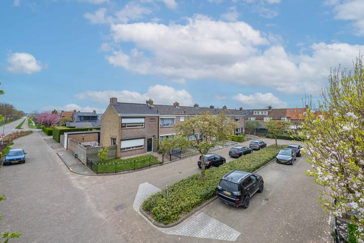 Photo 55 of Henry Dunantstraat 11