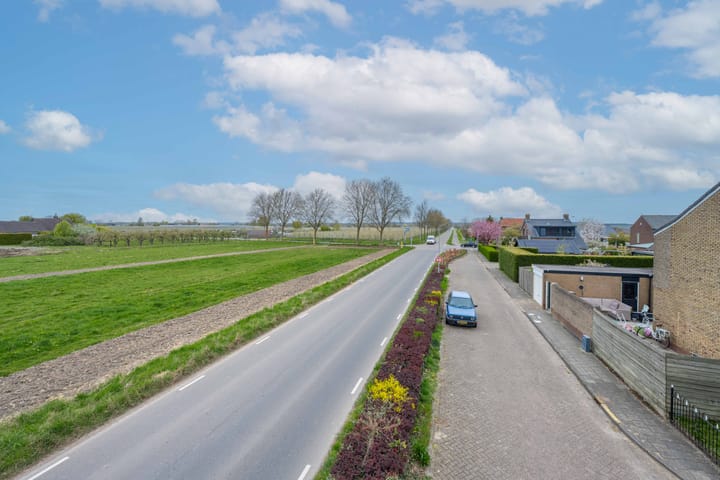 Photo 61 of Henry Dunantstraat 11