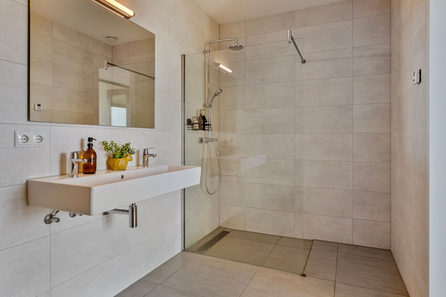 Foto 20 van Waalbandijk 429