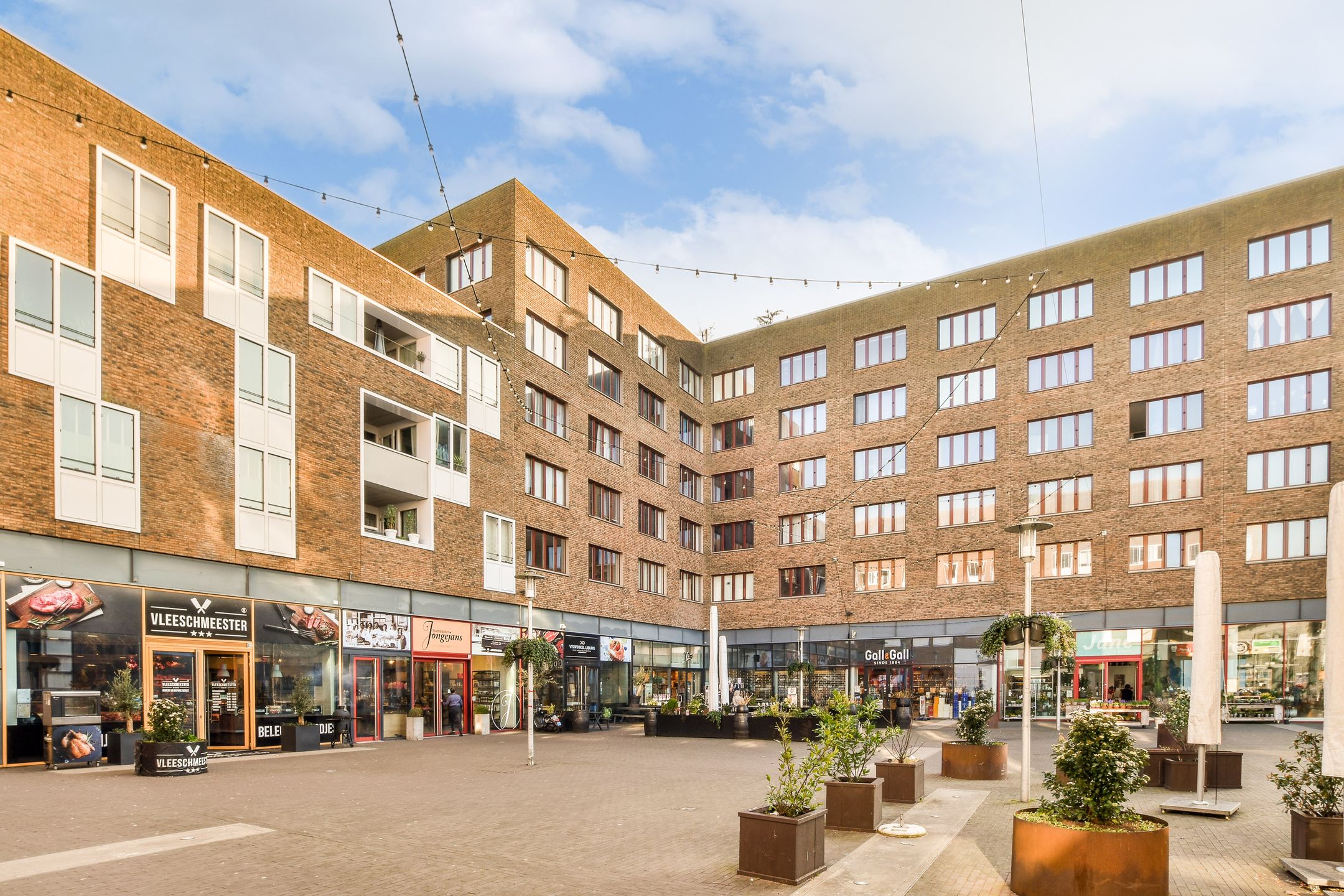 Photo 21 of Jean Desmetstraat 68