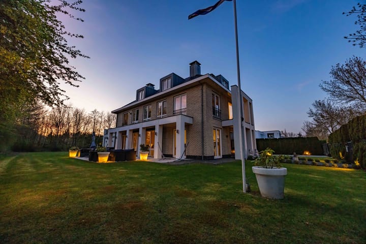 Photo 74 of Stamerbos 16