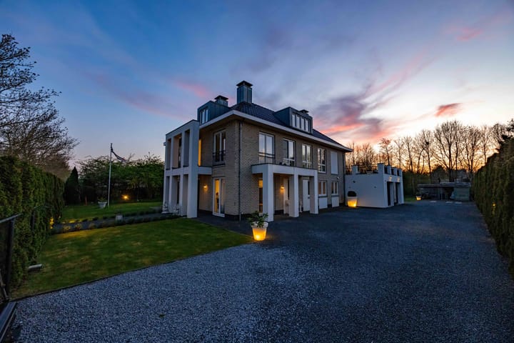 Photo 80 of Stamerbos 16