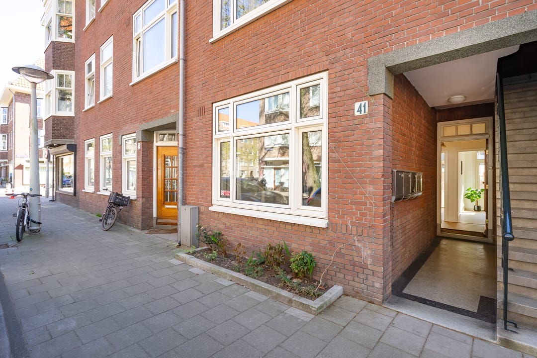 Photo 1 of Hillegomstraat 41-H