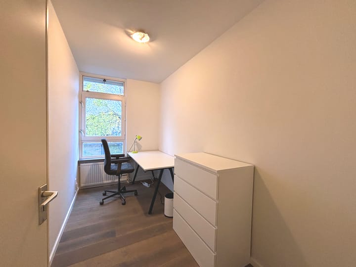 Foto 18 van Roserije 244-C