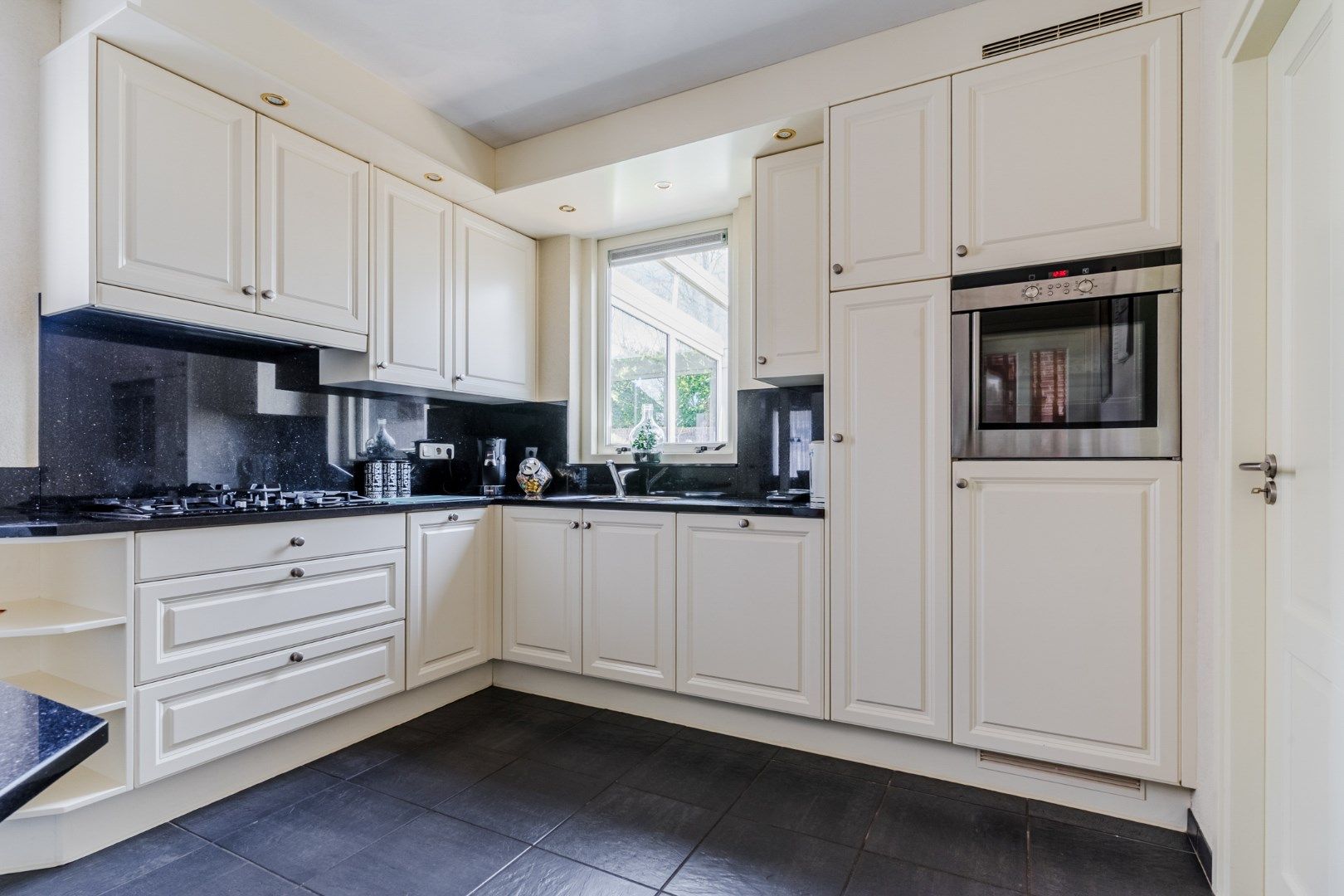 Foto 15 van Peellandstraat 22