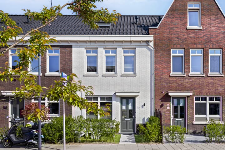 Foto 1 van Koningin Emmastraat 59