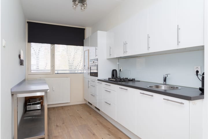 Photo 3 of Jan Luykenlaan 209