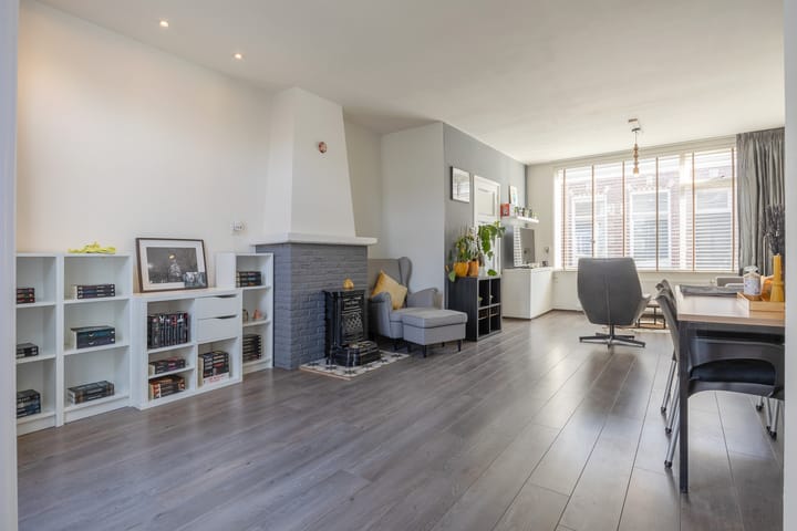 Foto 5 van De Ruijterstraat 61