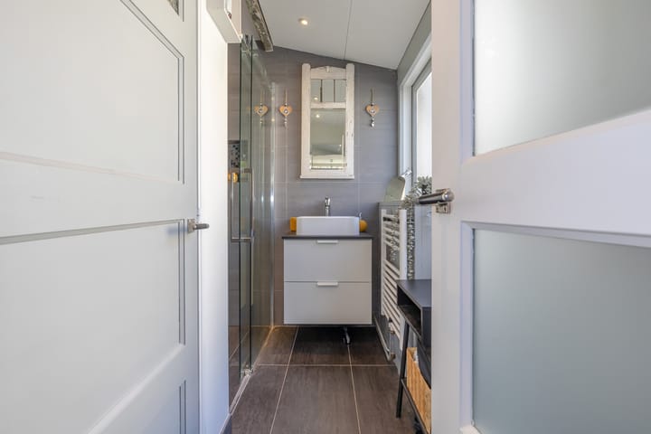 Foto 16 van De Ruijterstraat 61