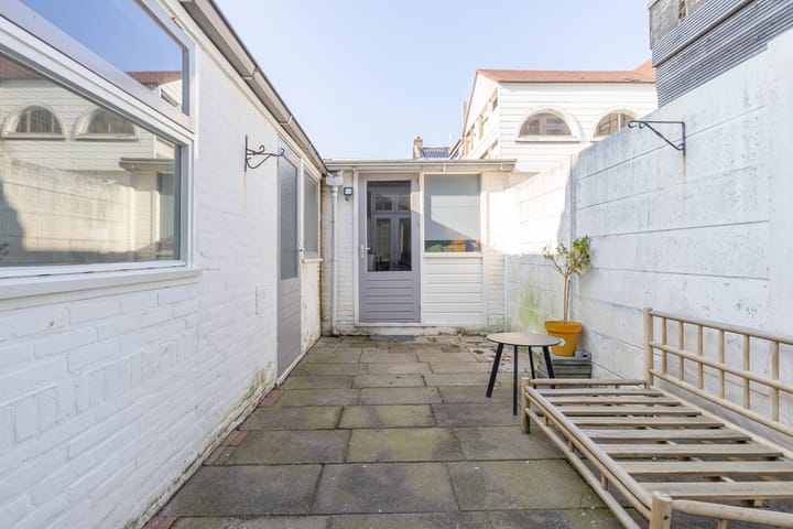 Foto 19 van De Ruijterstraat 61