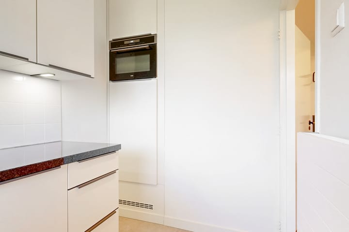 Photo 15 of Haagweg 72