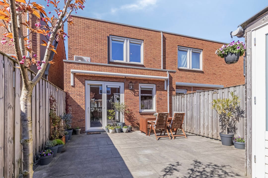 Photo 1 of Narvastraat 11