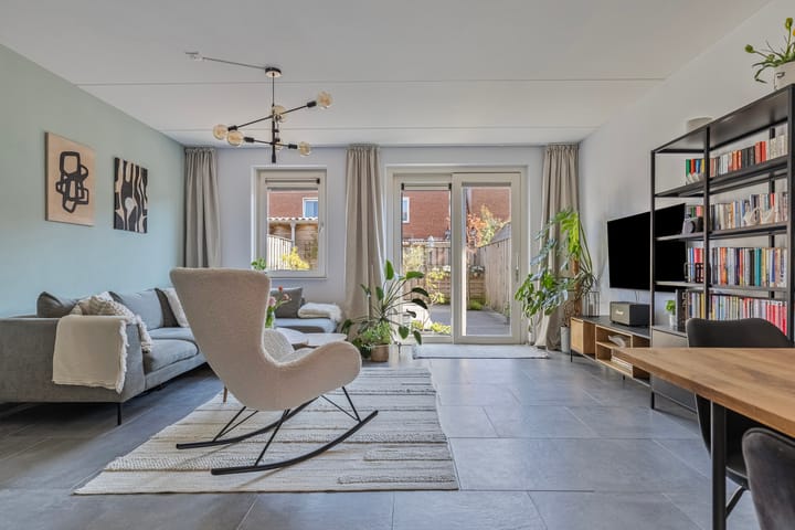 Foto 12 van Narvastraat 11