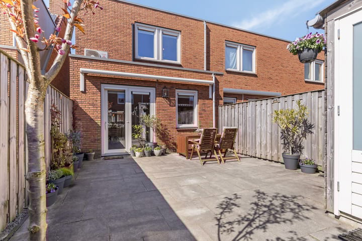 Foto 15 van Narvastraat 11