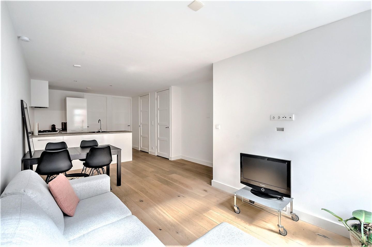 Foto 10 van Tweede Jan van der Heijdenstraat 53-1