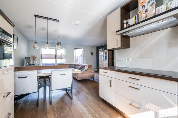 Photo 9 of Boterbloemstraat 9