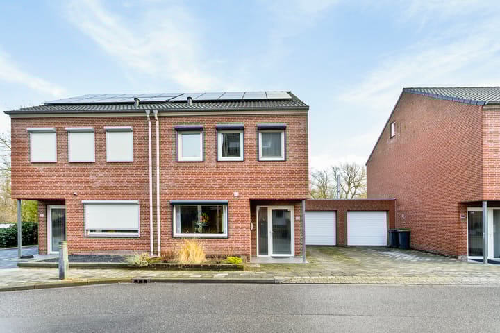 Meuserstraat 132
