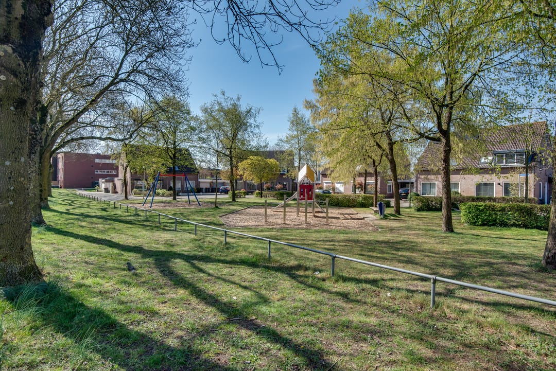 Foto 16 van Terpeborch 12-A