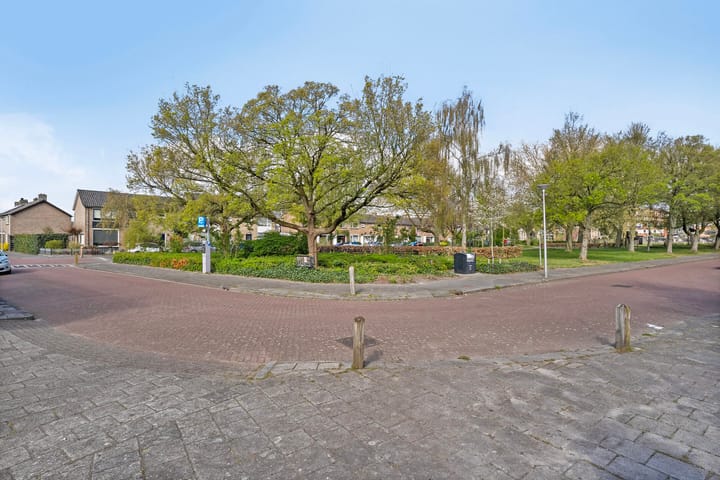 Foto 3 van Larixstraat 24