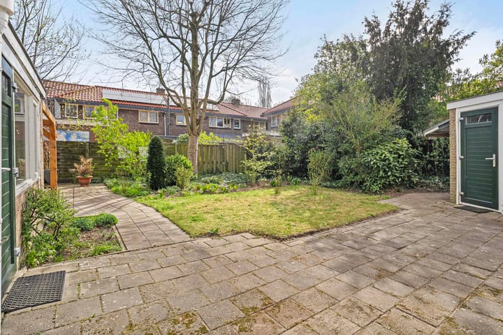 Foto 28 van Larixstraat 24