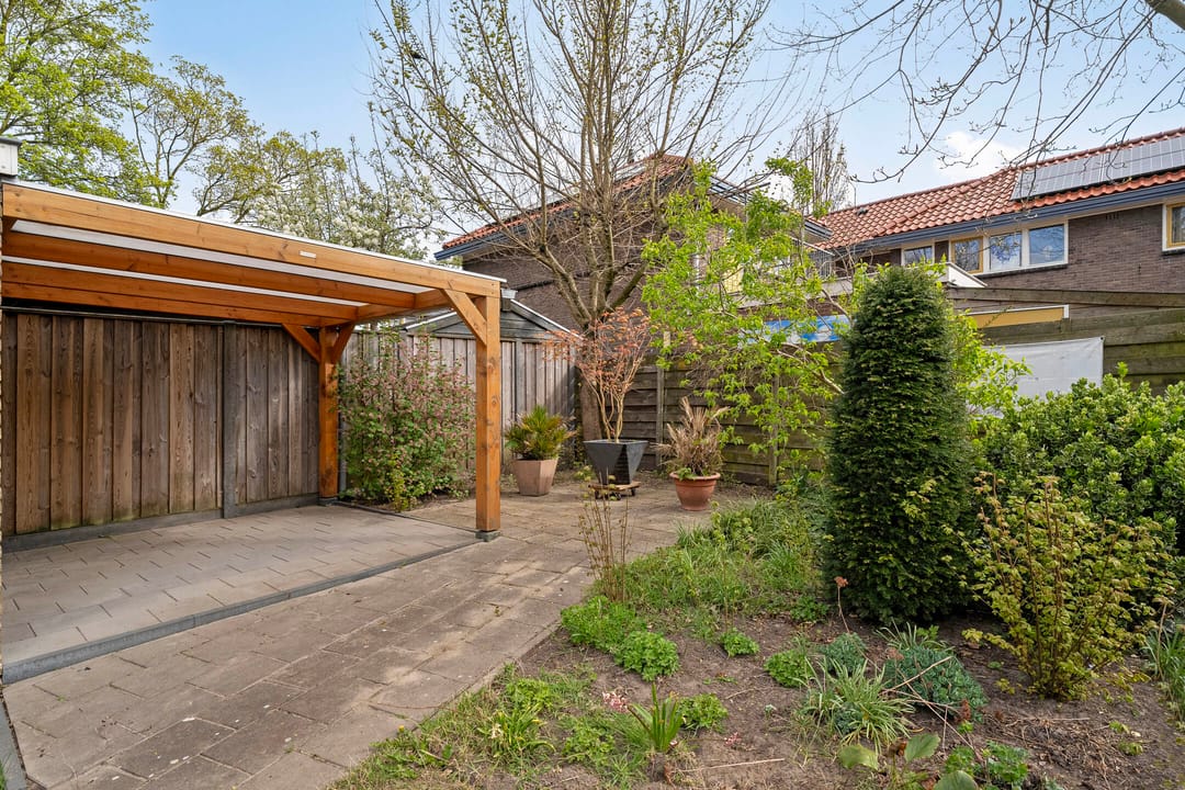 Foto 31 van Larixstraat 24