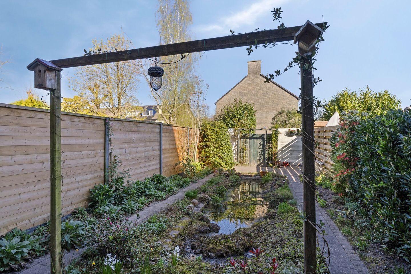 Foto 25 van Banjostraat 68