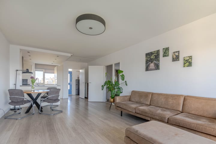 Foto 3 van Plutostraat 352