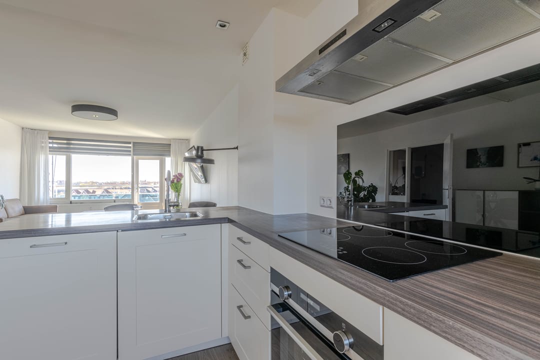 Photo 16 of Plutostraat 352