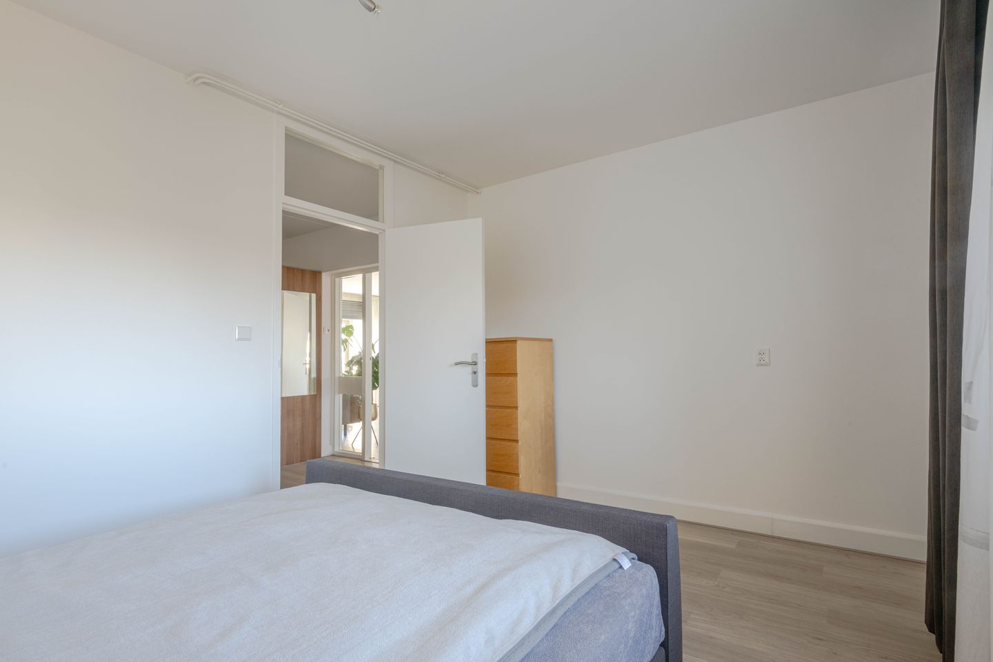 Photo 20 of Plutostraat 352