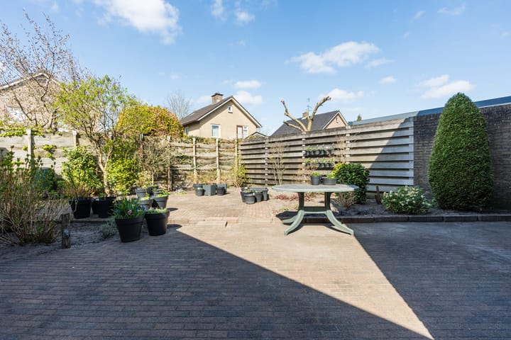 Foto 36 van President Kennedystraat 16