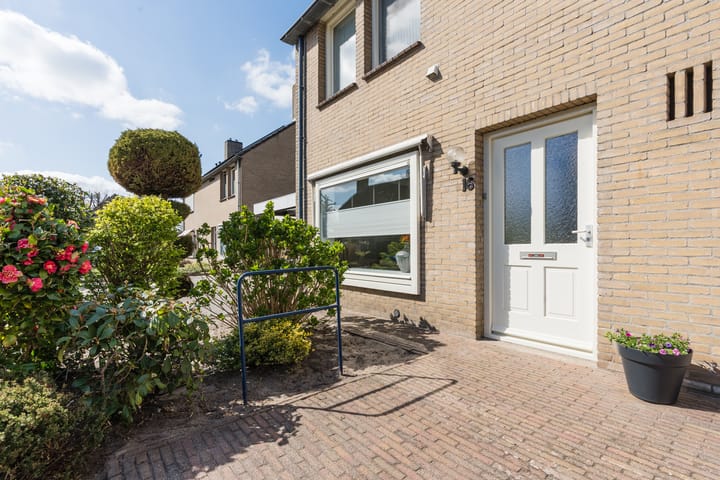 Foto 39 van President Kennedystraat 16