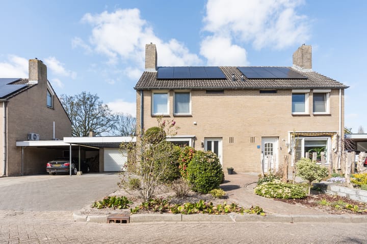 Foto 41 van President Kennedystraat 16