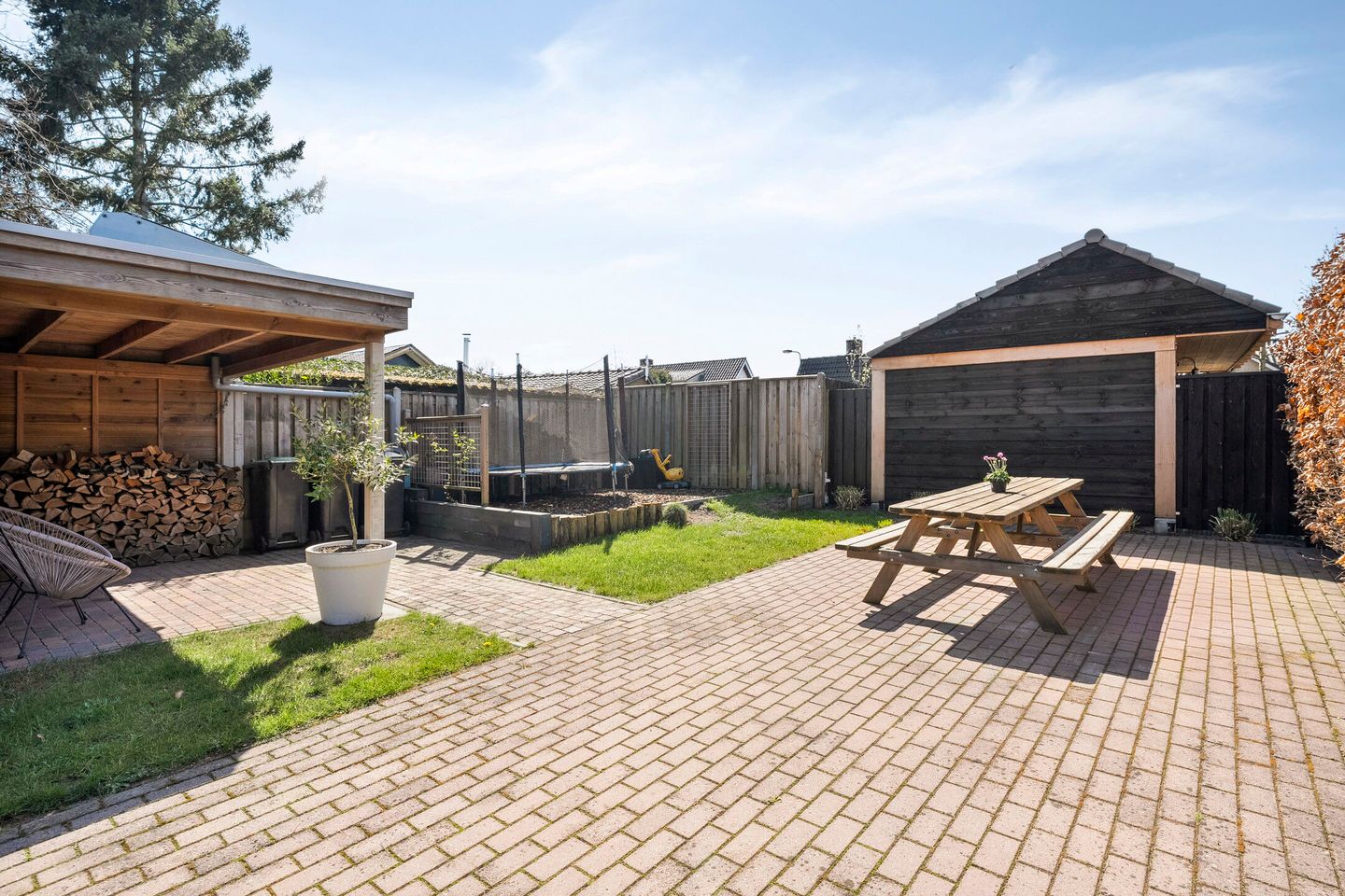 Foto 44 van Wicher Hentostraat 24