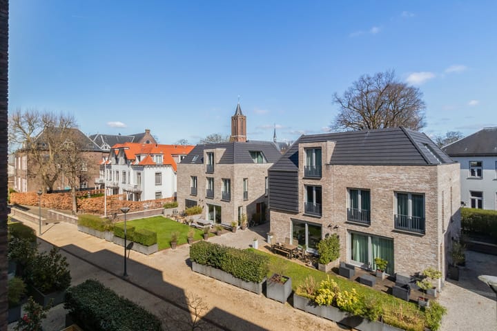 Foto 9 van Burgemeester de Bordesstraat 54