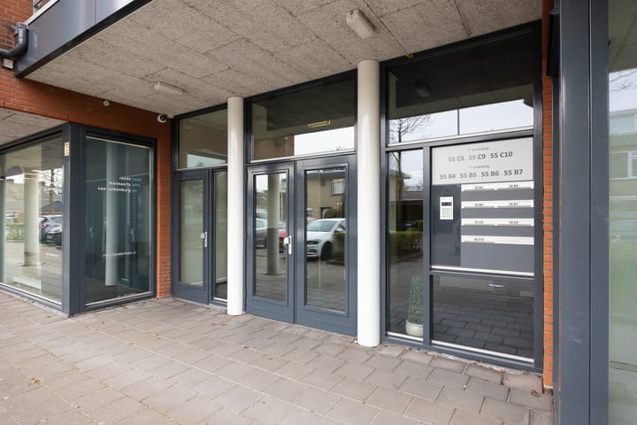 Foto 7 van Mathenessestraat 55-C8