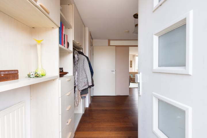 Foto 12 van Mathenessestraat 55-C8