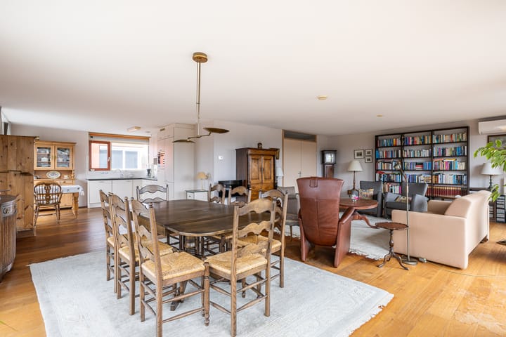 Foto 26 van Mathenessestraat 55-C8