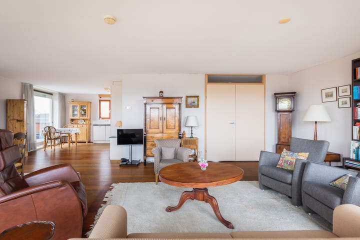 Foto 34 van Mathenessestraat 55-C8